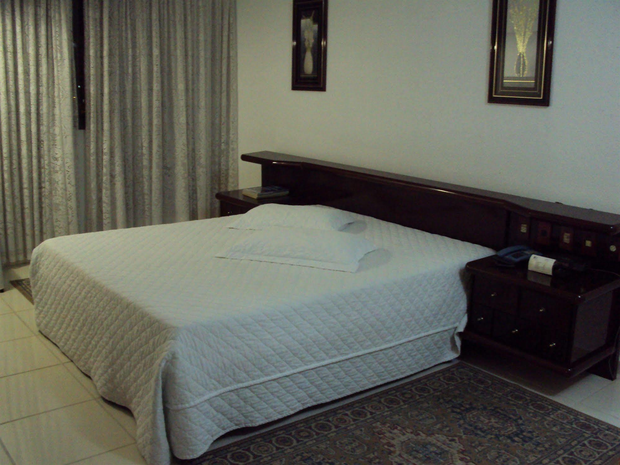Obeid Plaza Hotel Бауру Екстер'єр фото
